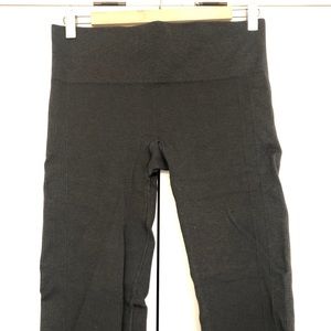 Lululemon textured 7/8 tights (Size 6)
